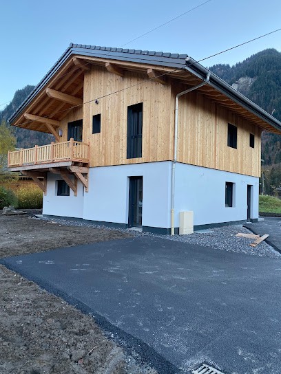 Kara Freres, Entrepreneur en Isolation à Rumilly